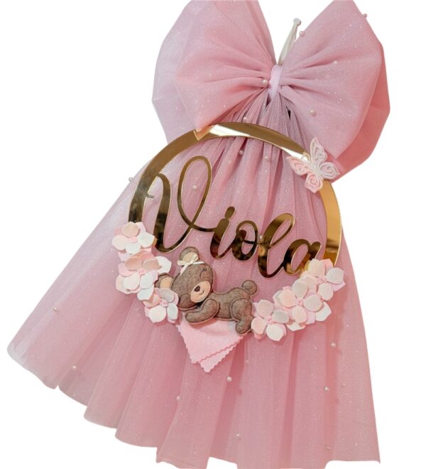 Fiocco nascita in tulle rosa antico orsetta distesa2 Fiocco nascita in tulle rosa antico orsetta distesa2