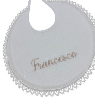 Bavetta in lino personalizzata con pizzo